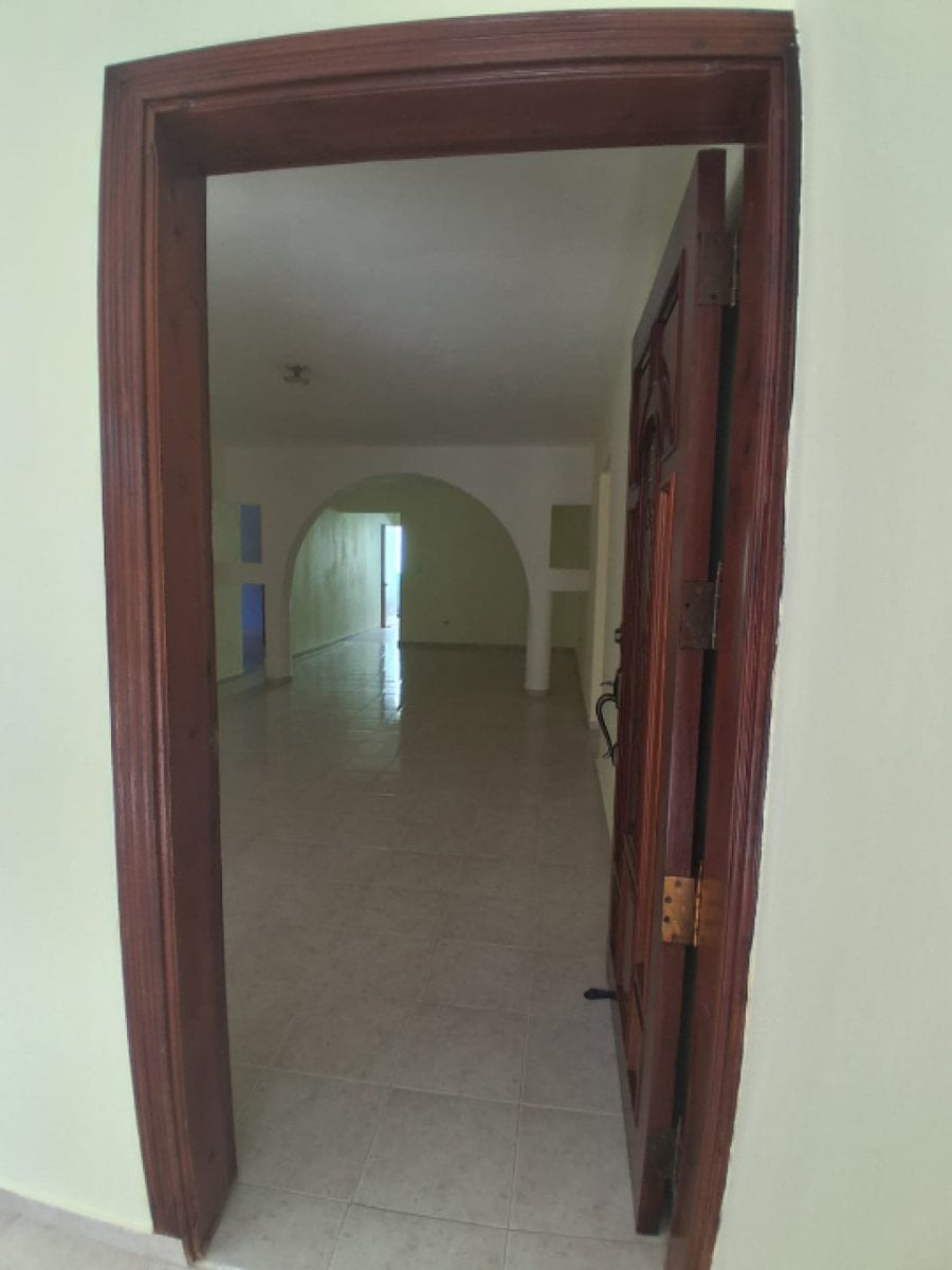 Casa de 2 niveles en invimosa – foto 5