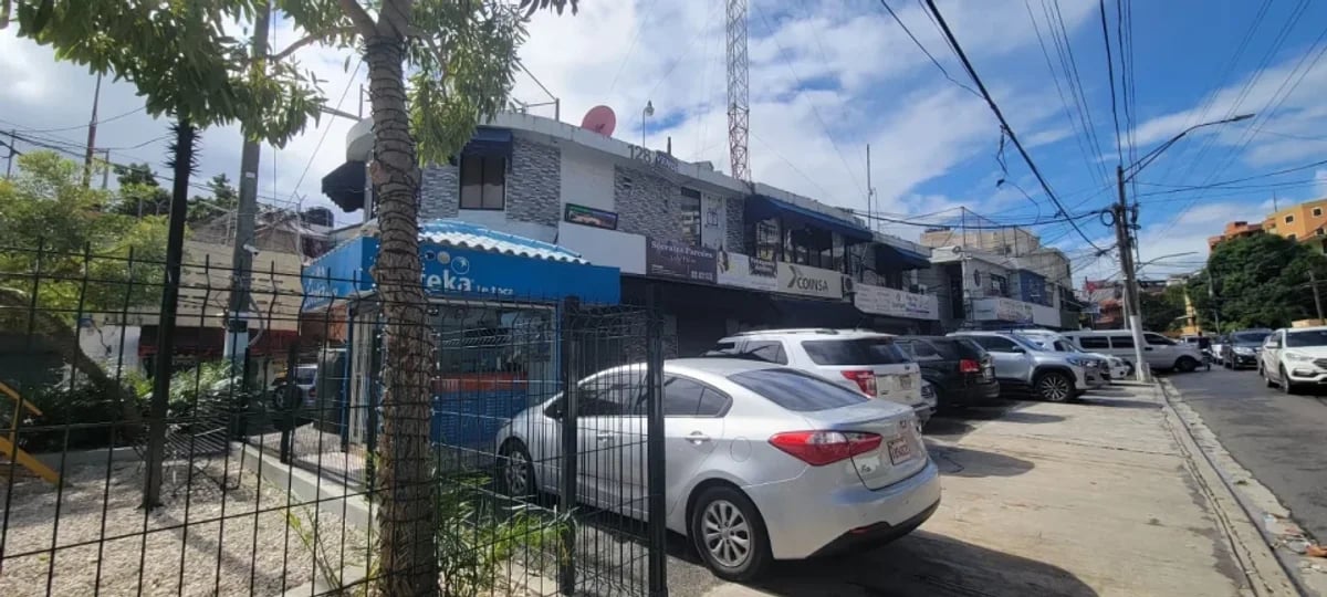 Edificio en venta en Santo Domingo – foto 1