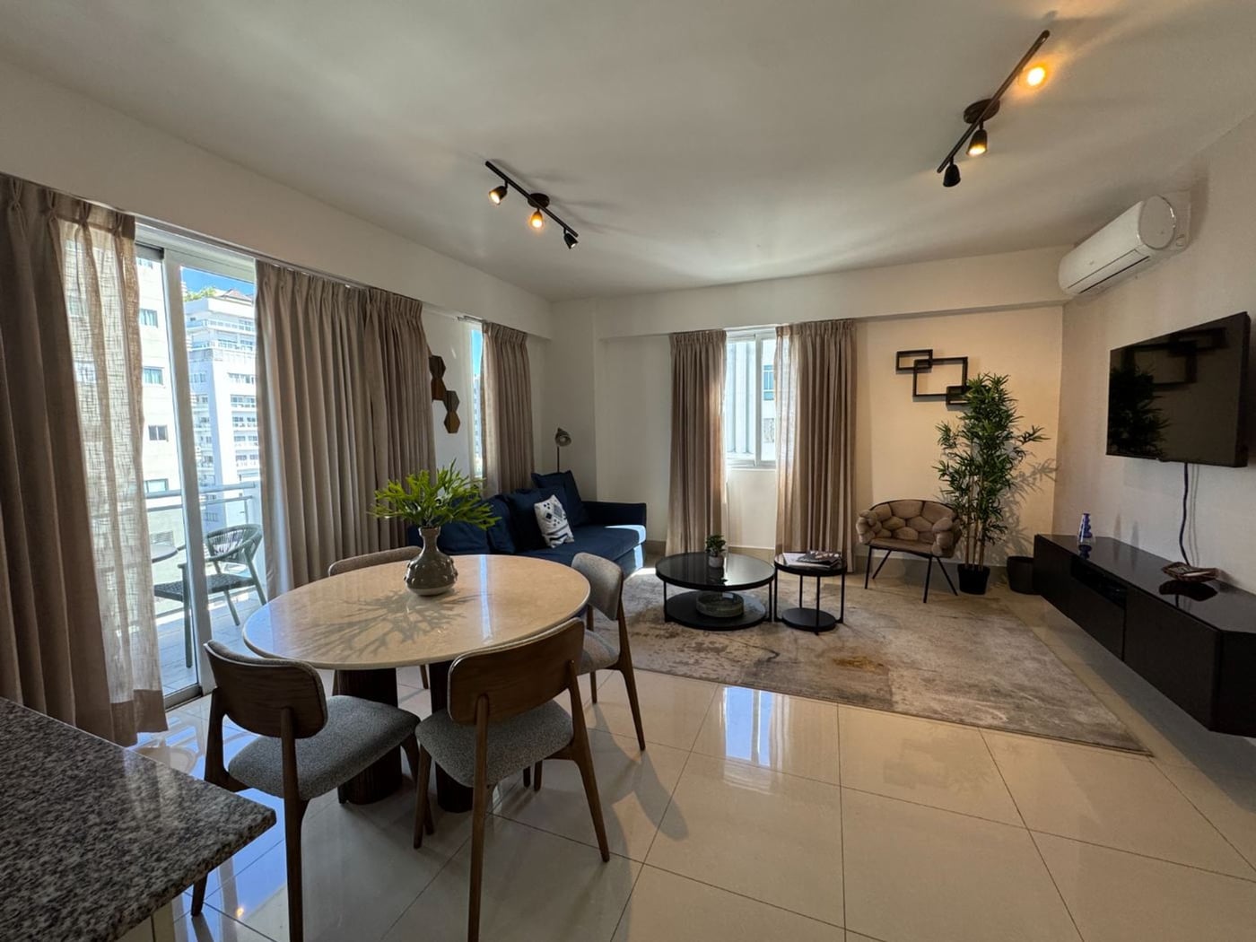 Apartamento AMUEBLADO en alquiler Evaristo Morales – foto 2