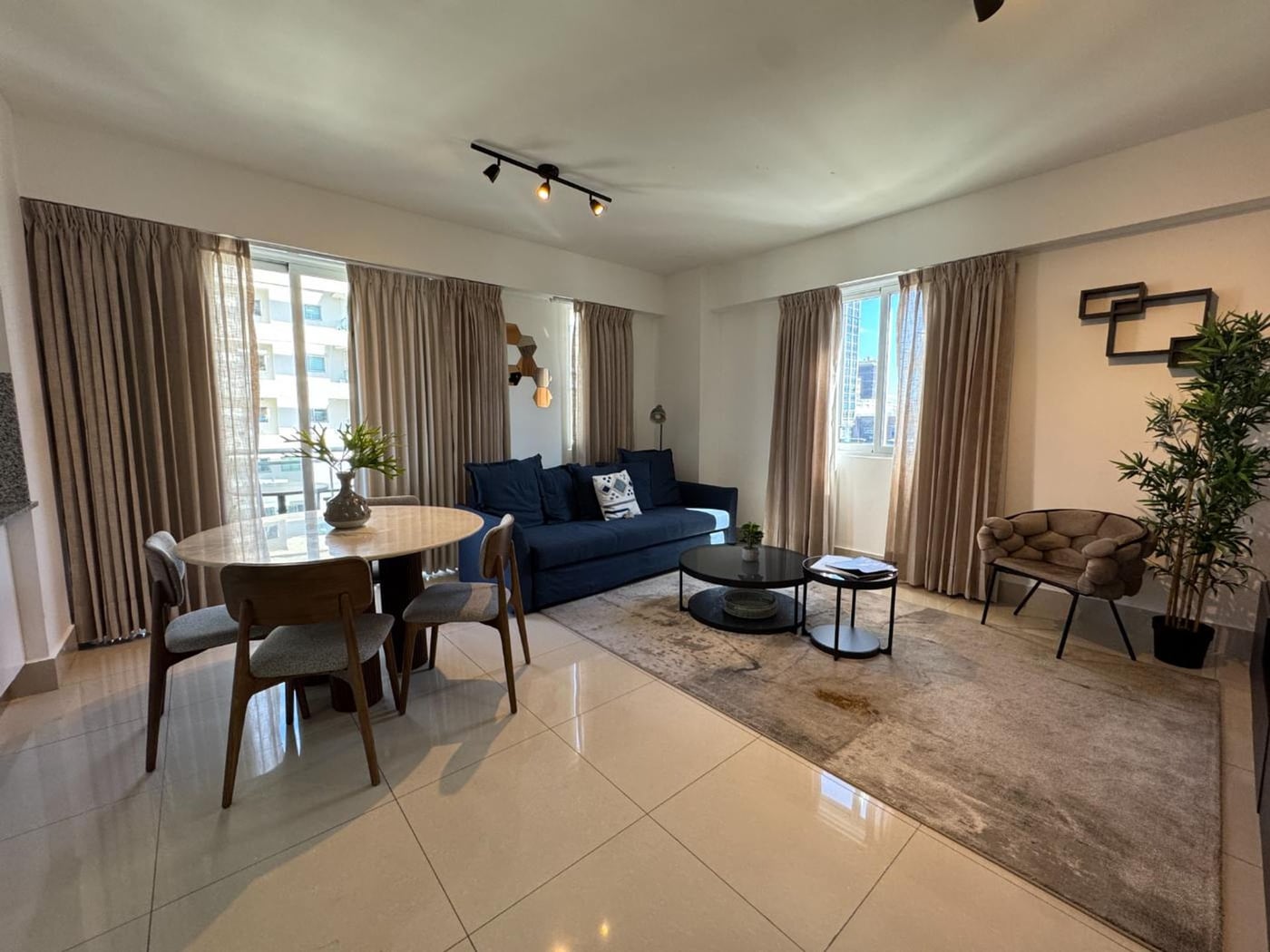Apartamento AMUEBLADO en alquiler Evaristo Morales – foto 1