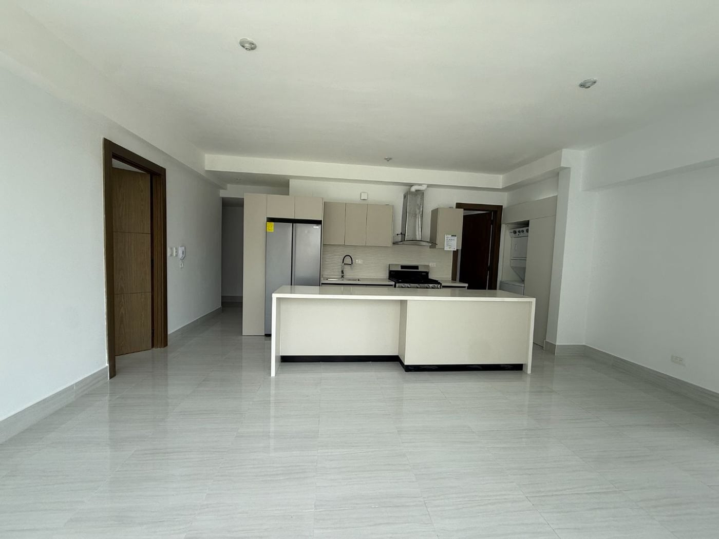 Apartamento con Linea Blanca alquiler Bella Vista – foto 4