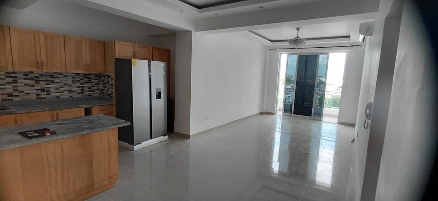 Apartamento en venta en Los Rios con Linea Blanca – foto 1