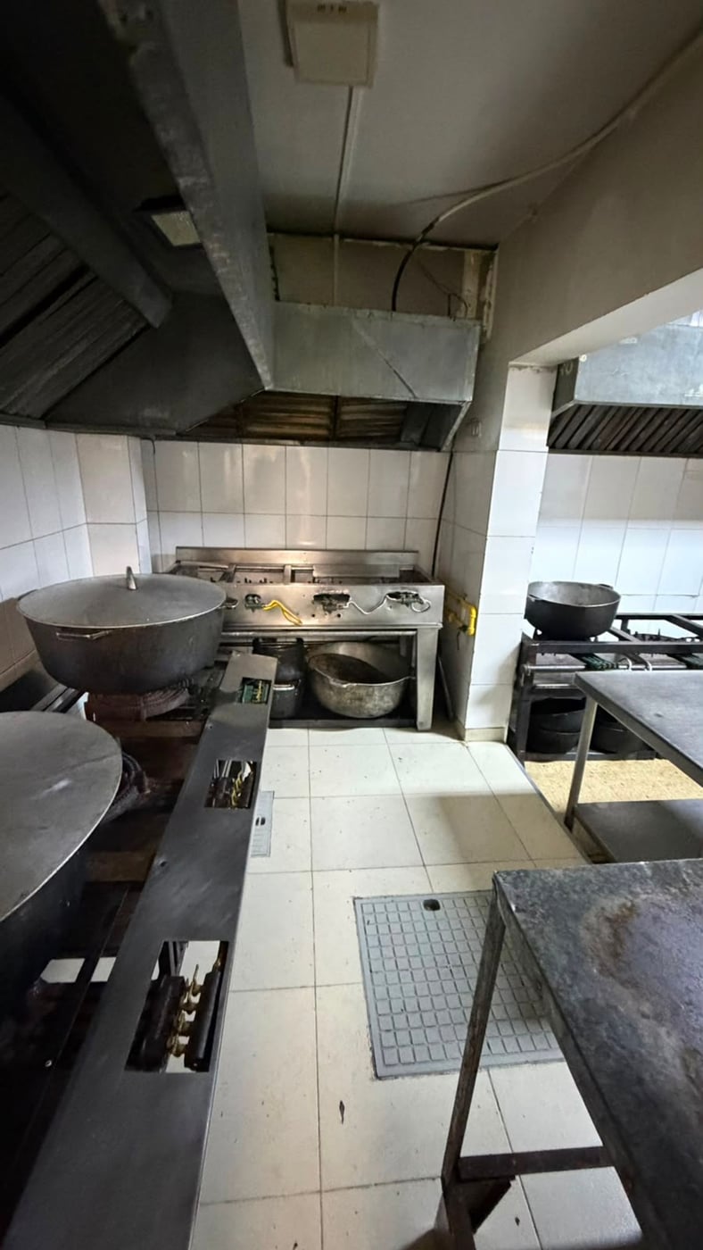 Local Para Negocio de Comida - Ensanche Paraíso – foto 6