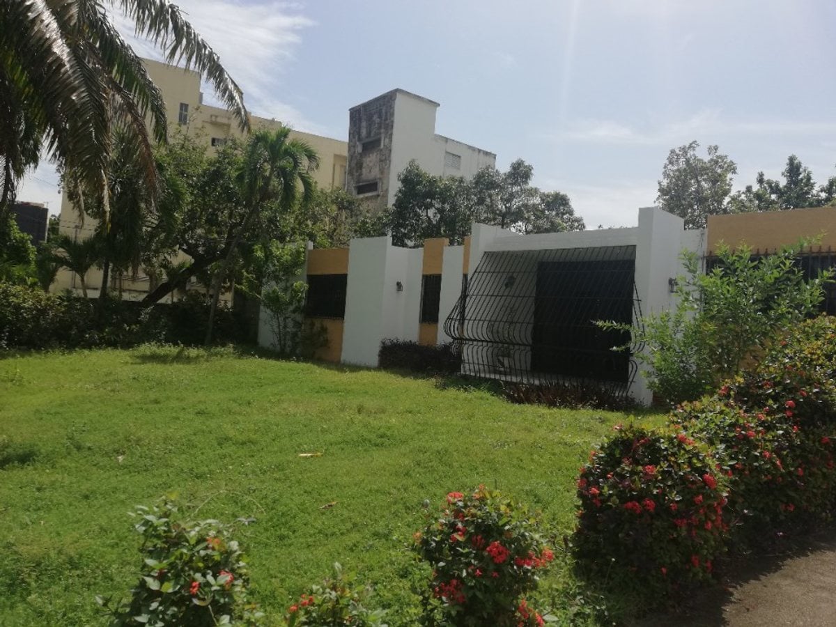 Casa-Solar ideal para cualquier tipo de negocio – foto 2