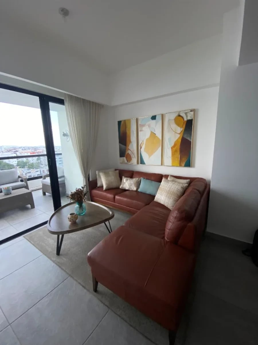 PISO ALTO CON VISTA DESPEJADA – foto 1