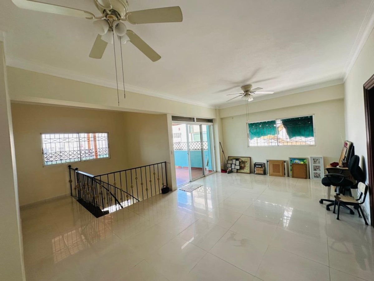 Penthouse Exclusivo en Evaristo Morales – foto 12