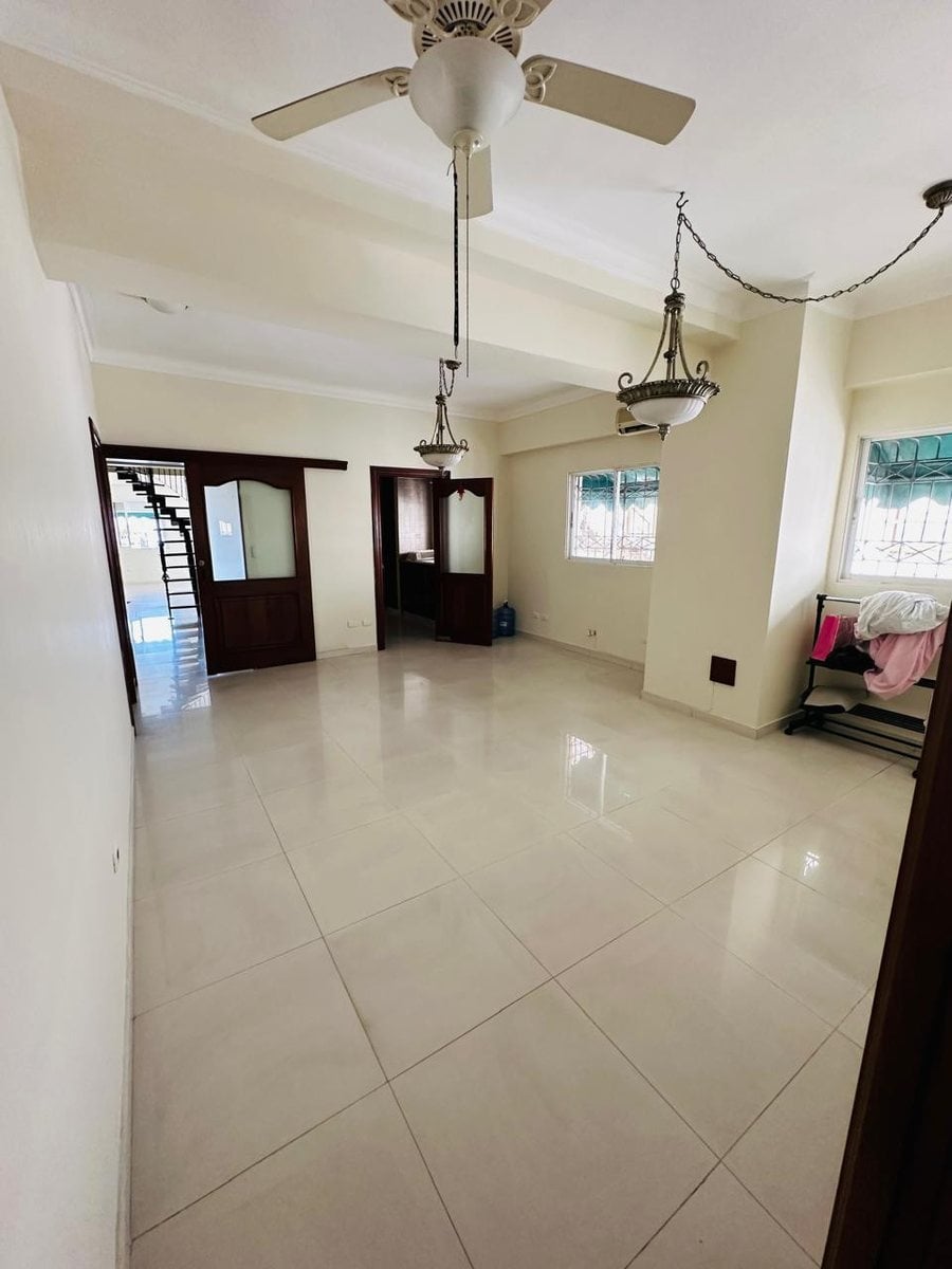 Penthouse Exclusivo en Evaristo Morales – foto 11