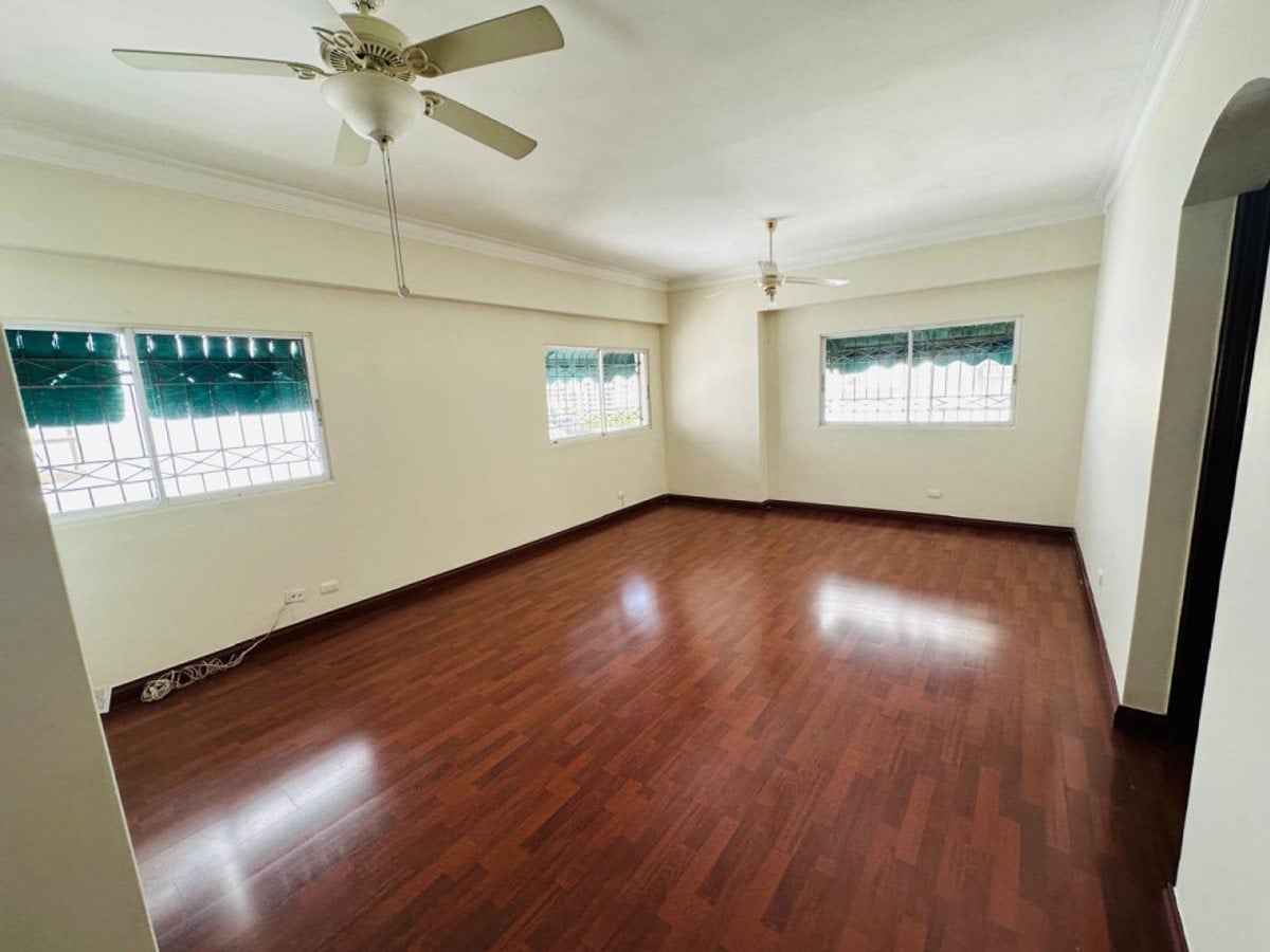 Penthouse Exclusivo en Evaristo Morales – foto 9
