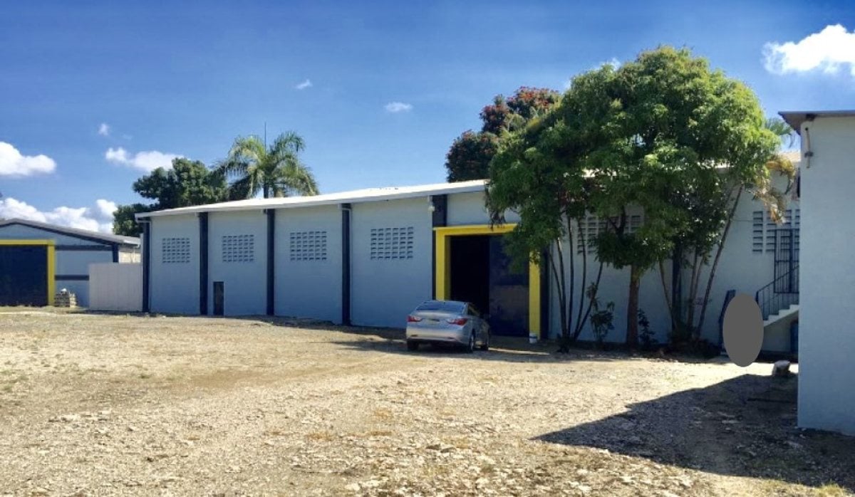 Nave Industrial en Alquiler en Villa Mella – foto 1