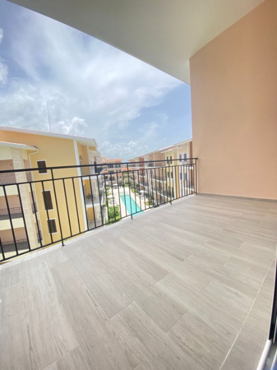 Apartamento amueblado en venta en Cocotal Golf & Country Club – foto 1
