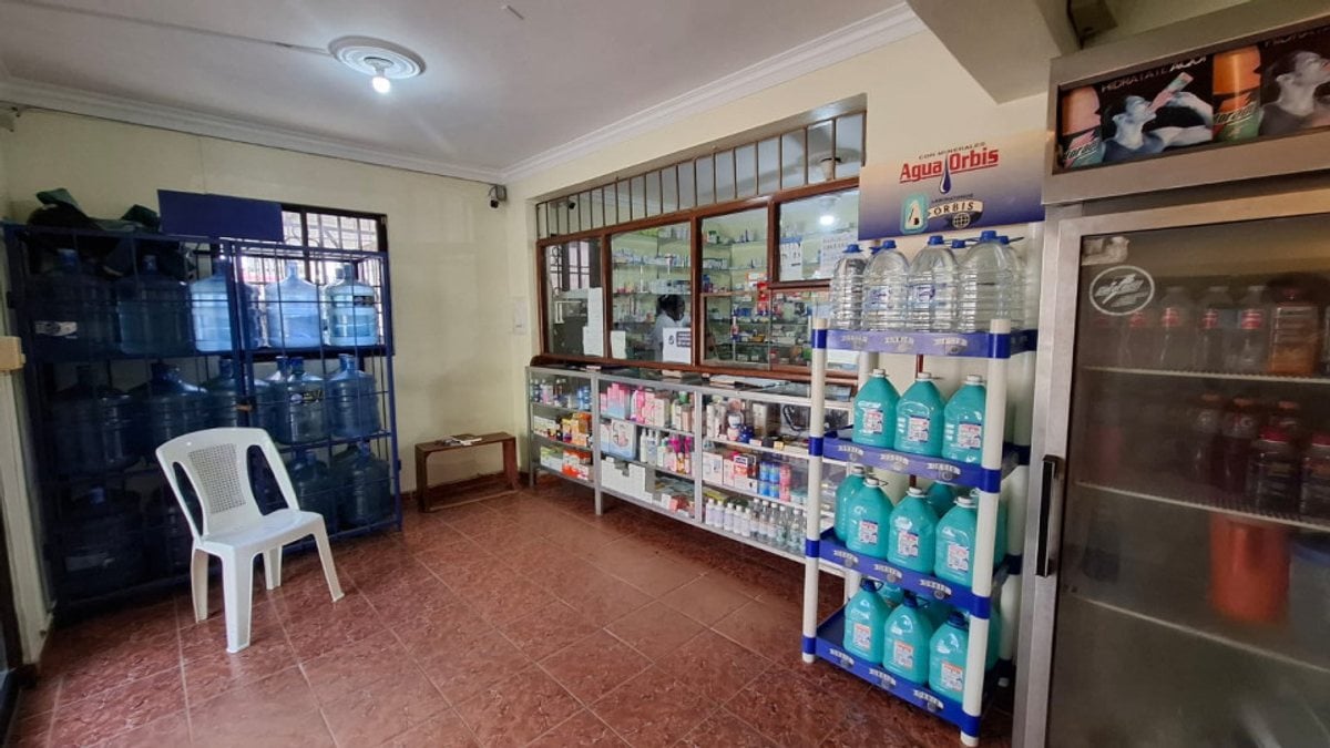 Farmacia en venta en Herrera – foto 1