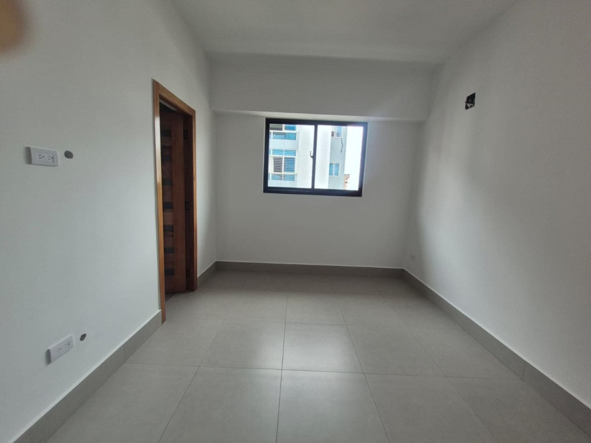Apartamento en venta en el sector Evaristo Morales – foto 4
