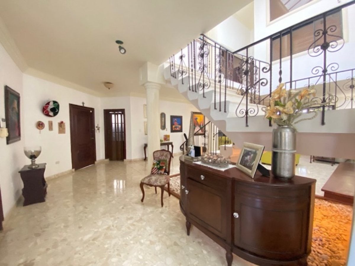 Casa En Altos De Arroyo Hondo III, Santo Domingo D – foto 3