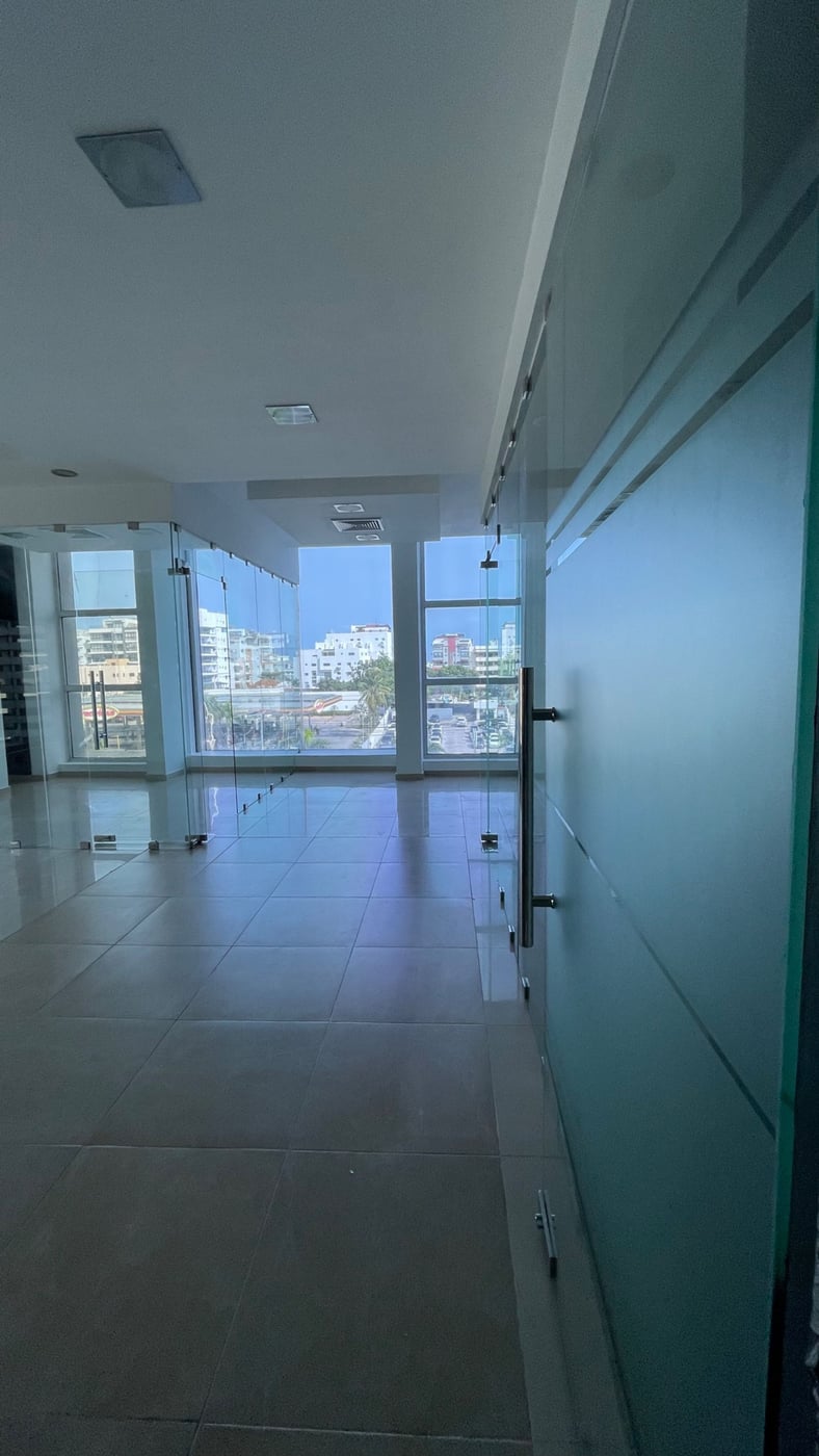 Local de oficina en edificio Profesional – foto 6