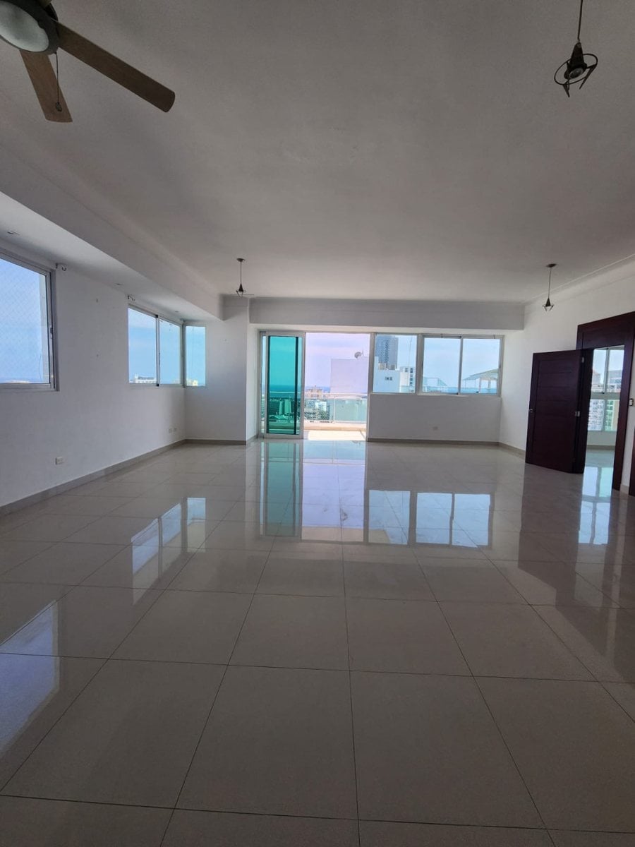 Penthouse de Lujo en Urbanización Real – foto 1