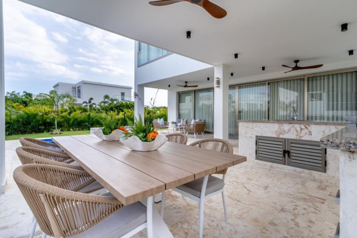VILLA DE LUJO EN VENTA PLAYA NUEVA ROMANA – foto 2