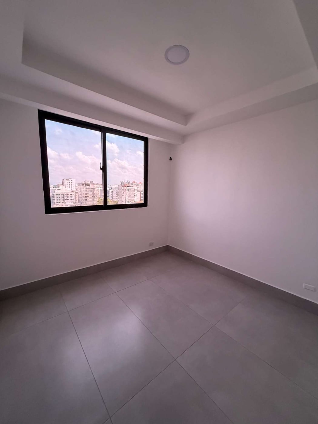 PENTHOUSE, EVARISTO MORALES – foto 11