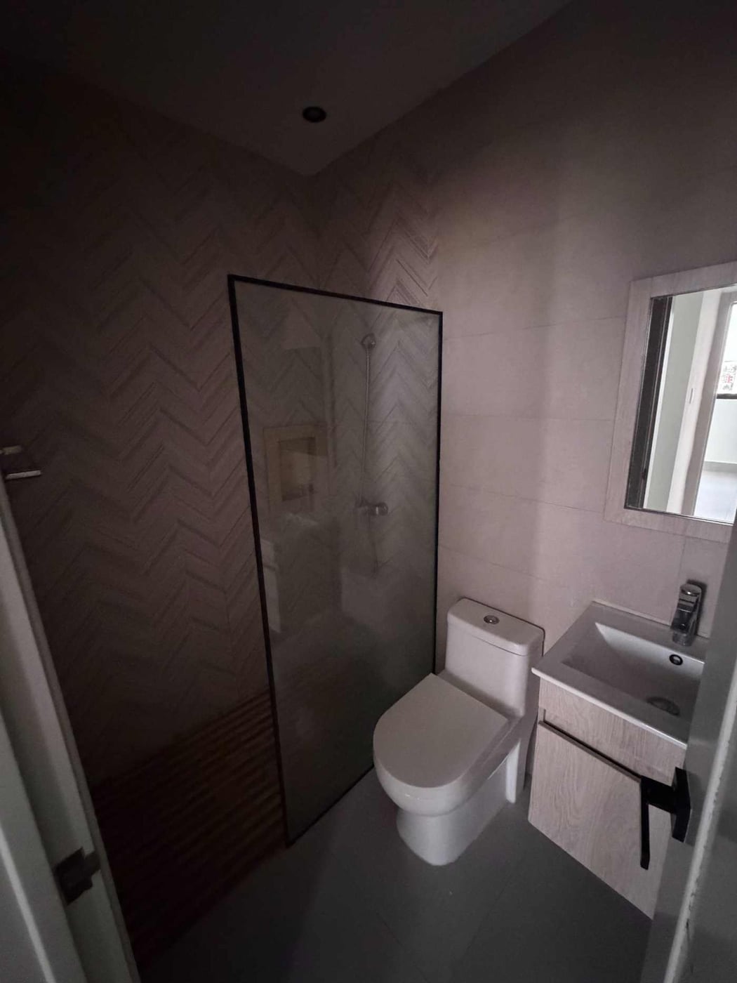 PENTHOUSE, EVARISTO MORALES – foto 10