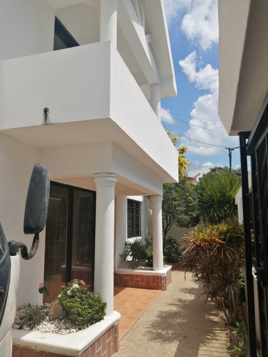 Casa En Colinas De Los Ríos, Santo Domingo De Guzm – foto 1