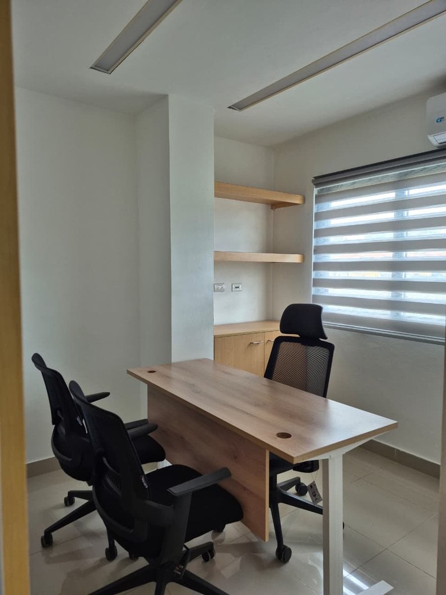 Local de oficina en alquiler 40 m² ensanche juliet – foto 4