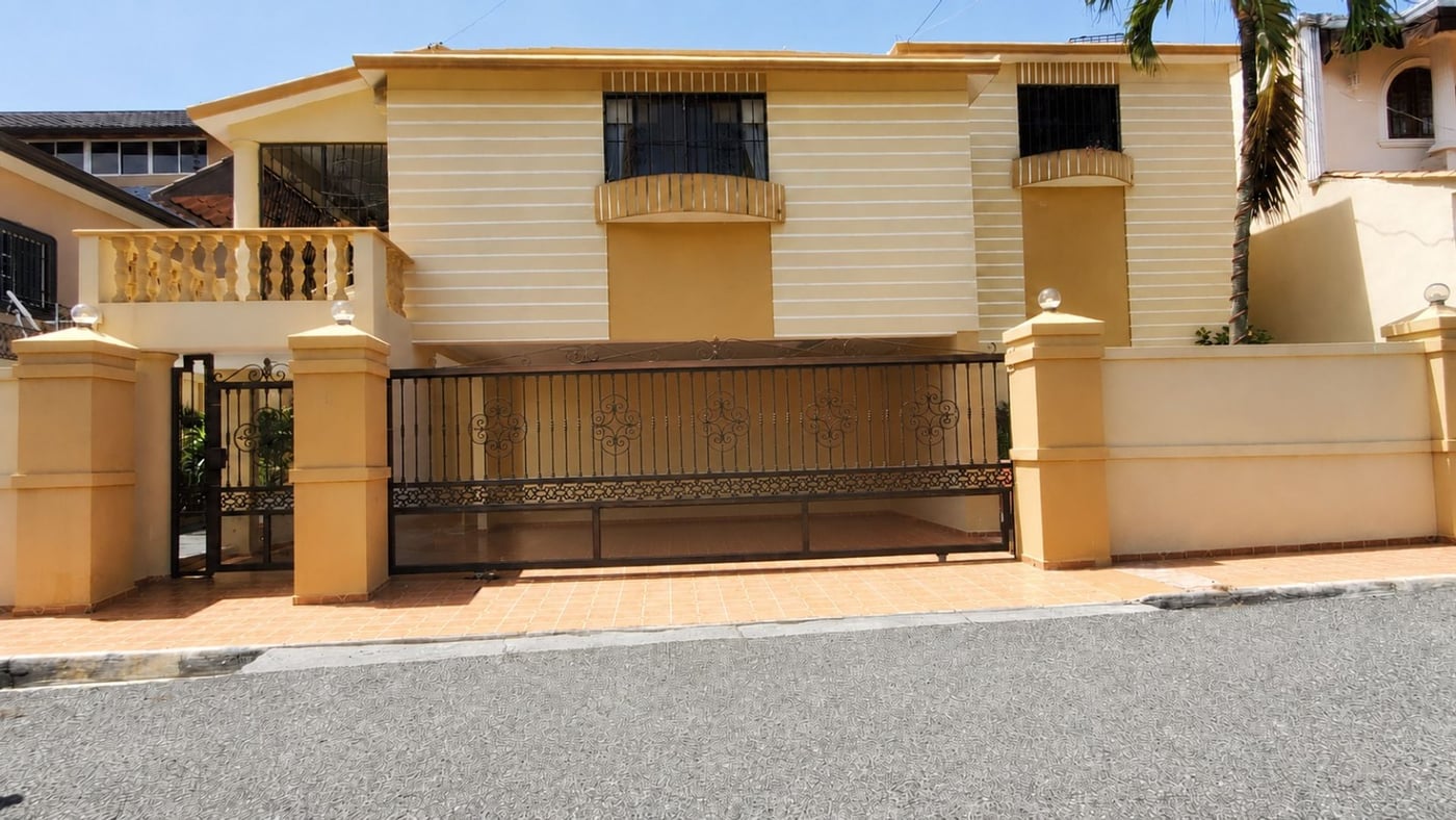 CASA EN VENTA 4 DORMITORIOS SANTO DOMINGO ESTE SAN – foto 1
