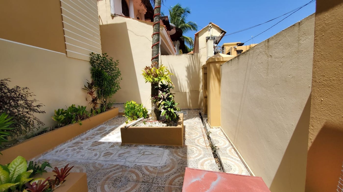 CASA EN VENTA 4 DORMITORIOS SANTO DOMINGO ESTE SAN – foto 4