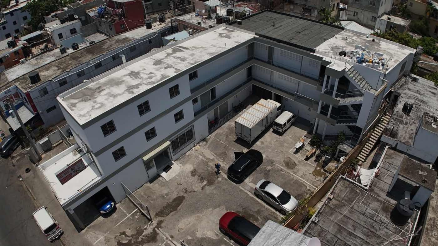 EDIFICIO COMERCIAL EN VENTA 1000 M² EVARISTO MORAL – foto 2