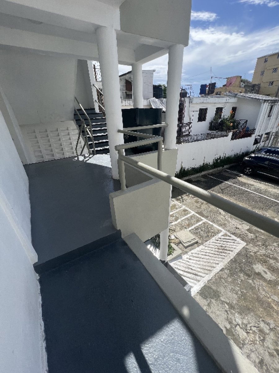 EDIFICIO COMERCIAL EN VENTA 1000 M² EVARISTO MORAL – foto 5