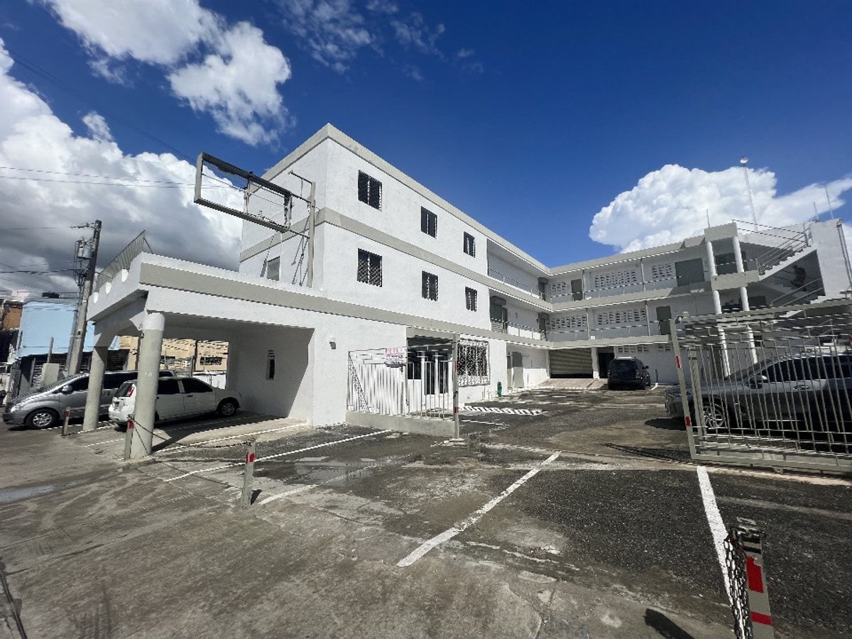 EDIFICIO COMERCIAL EN VENTA 1000 M² EVARISTO MORAL – foto 3