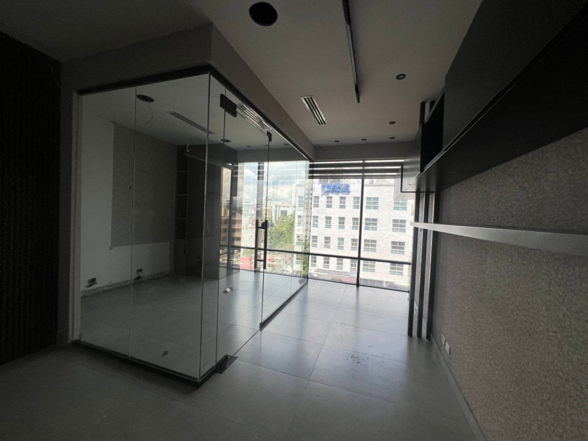 Propiedad Comercial en Bella Vista, Santo Domingo – foto 4