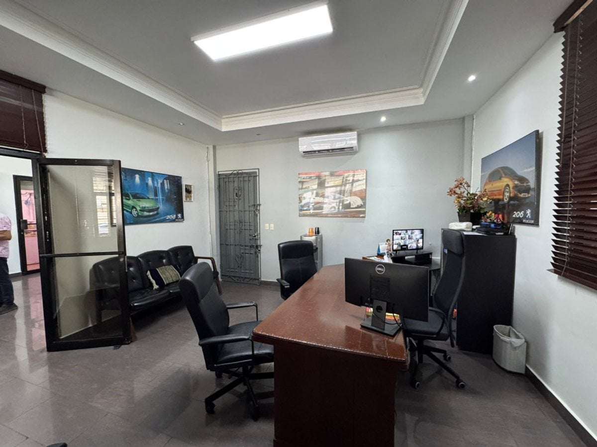 Local comercial en Ensanche Serralles, Santo Domingo – foto 2