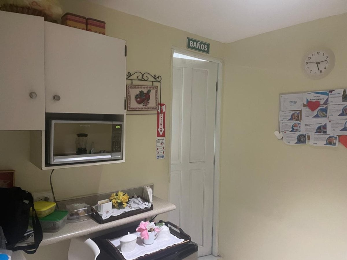 Local de oficina en alquiler – foto 9