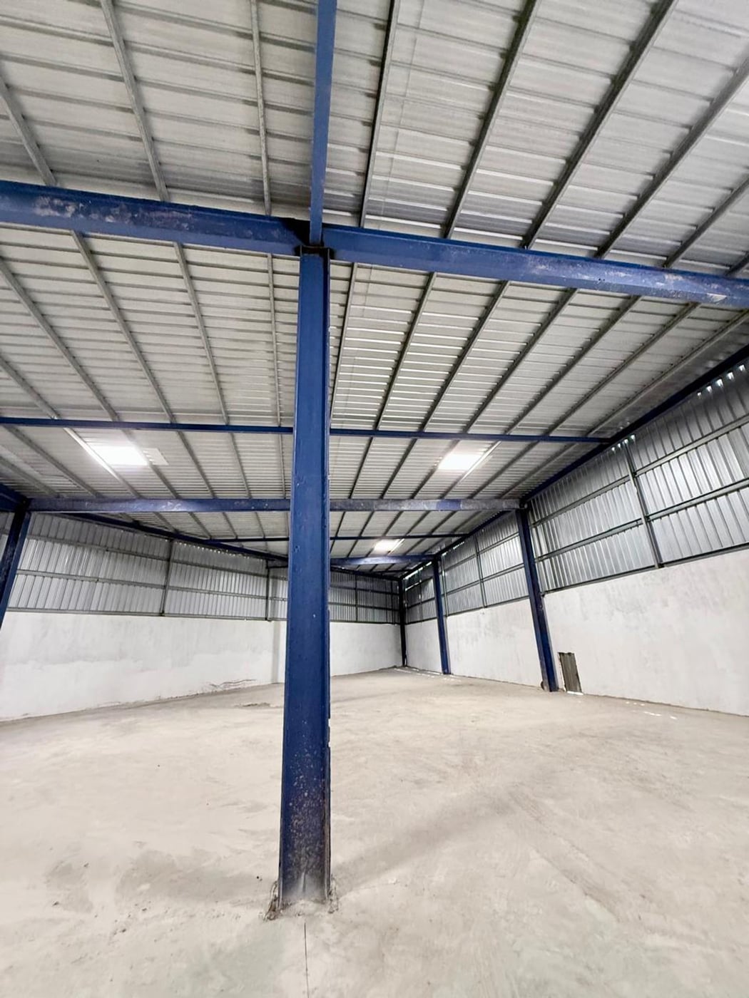 Nave industrial en alquiler 800 m² pantoja santo d – foto 3