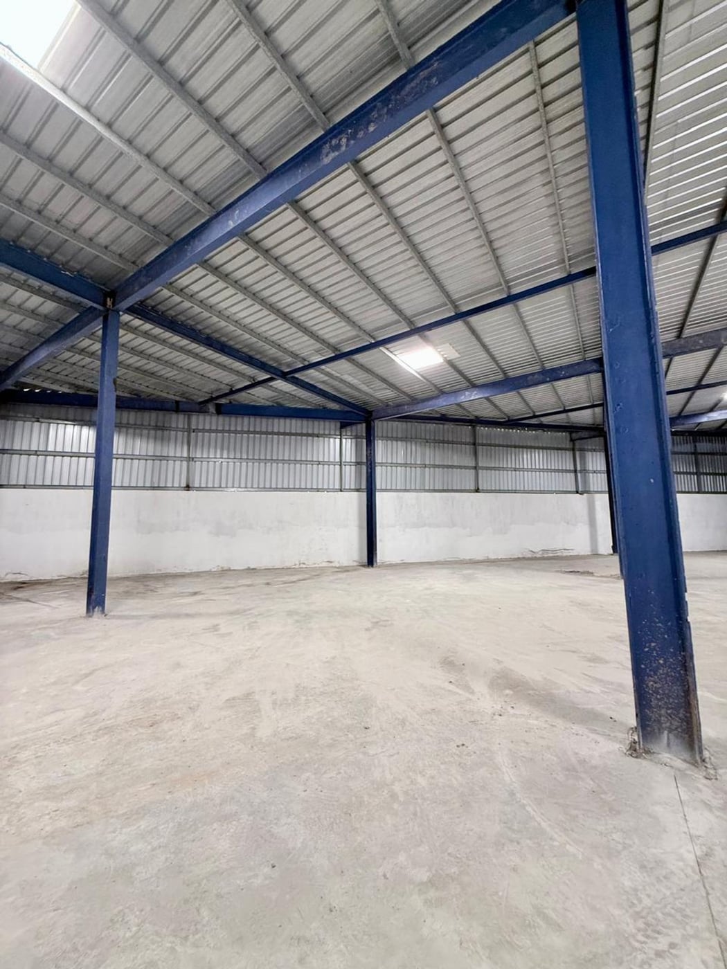 Nave industrial en alquiler 800 m² pantoja santo d – foto 4