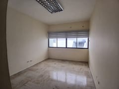 Local comercial de 151 m² en Evaristo Morales – foto 8