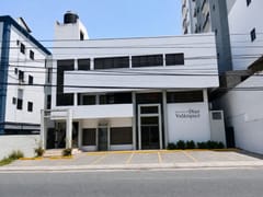 Local comercial de 151 m² en Evaristo Morales – foto 1