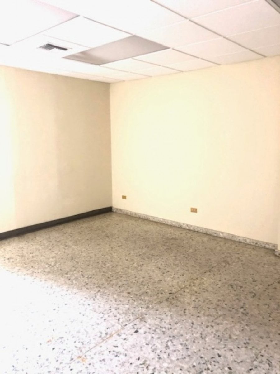 Local De Oficina En Ensanche La Fé, Santo Domingo – foto 4