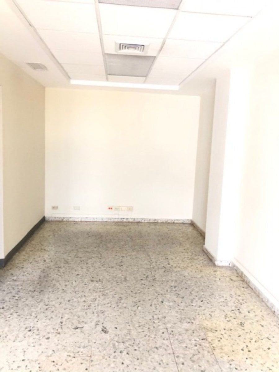 Local De Oficina En Ensanche La Fé, Santo Domingo – foto 5