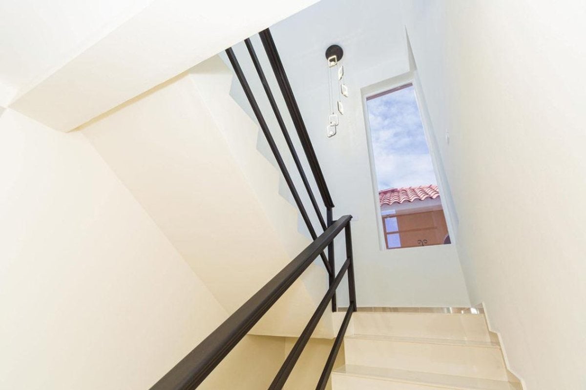IMPRESIONANTE VILLA MODERNA – foto 7