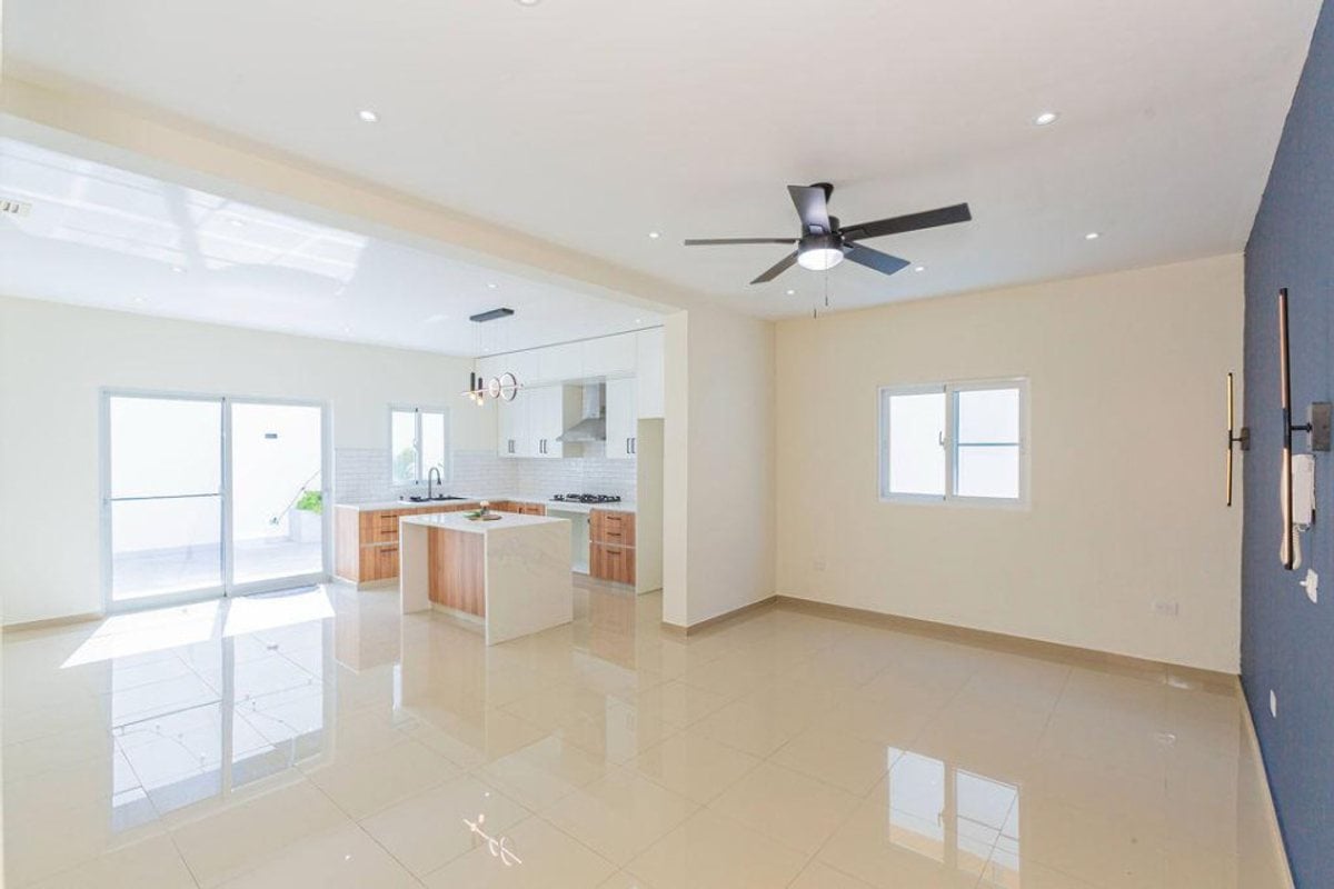 IMPRESIONANTE VILLA MODERNA – foto 3