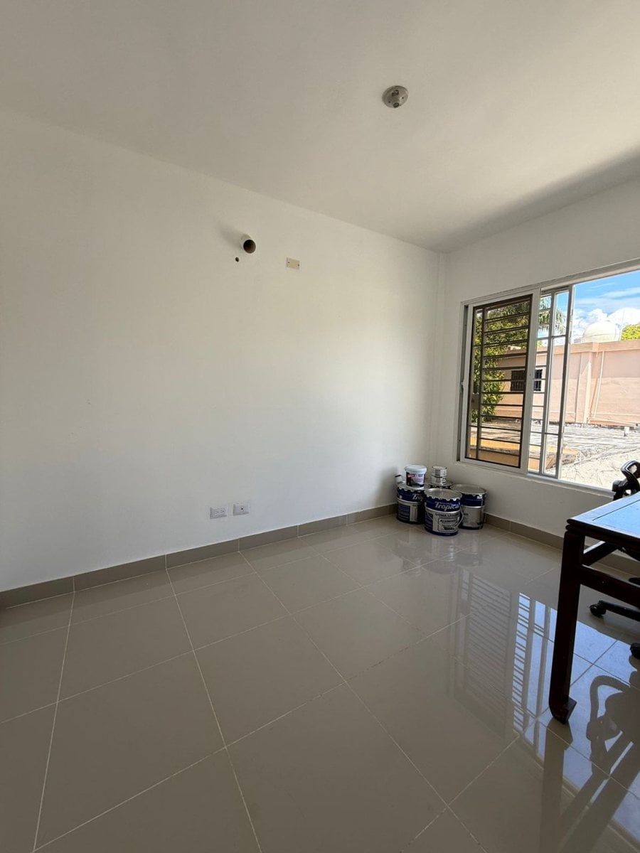 Se alquila casa en miramar – foto 9