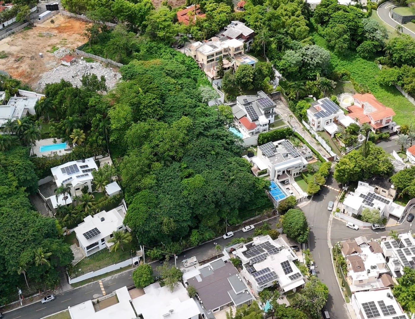 Terreno de 1,340 m² en venta en Cuesta Hermosa II – foto 1