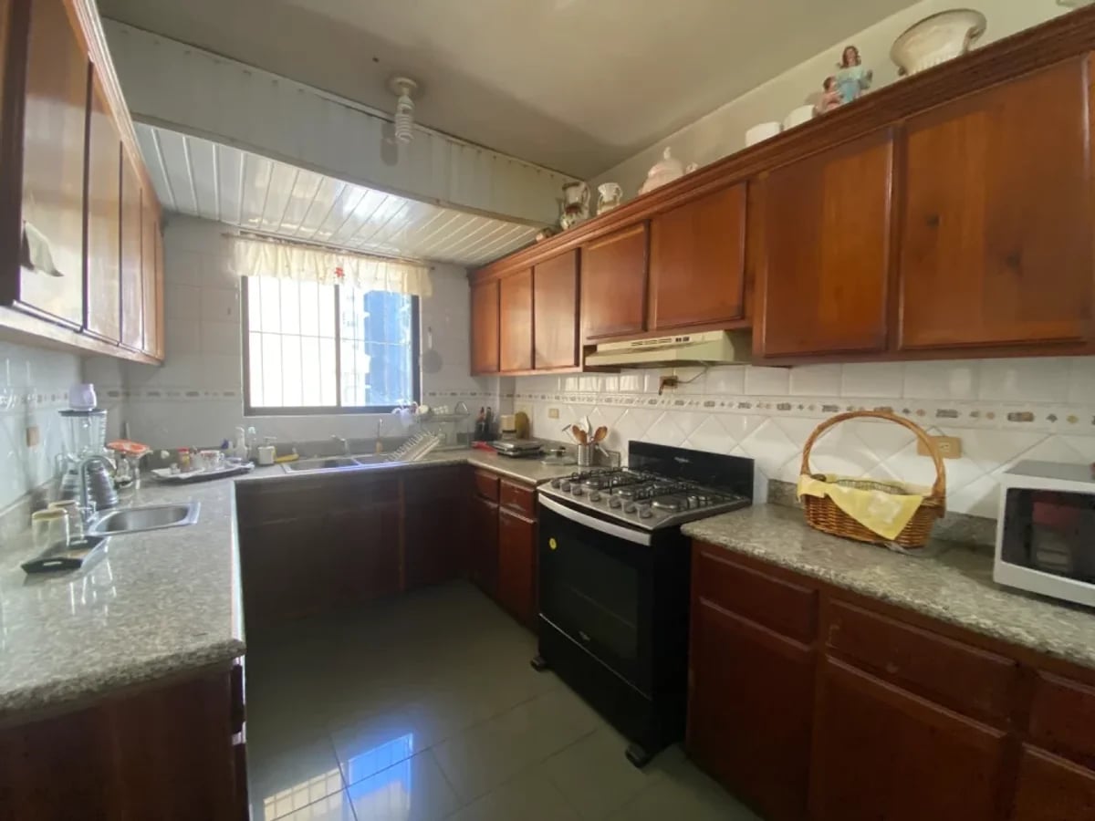 Apartamento en Torre Clásica, Naco – foto 8