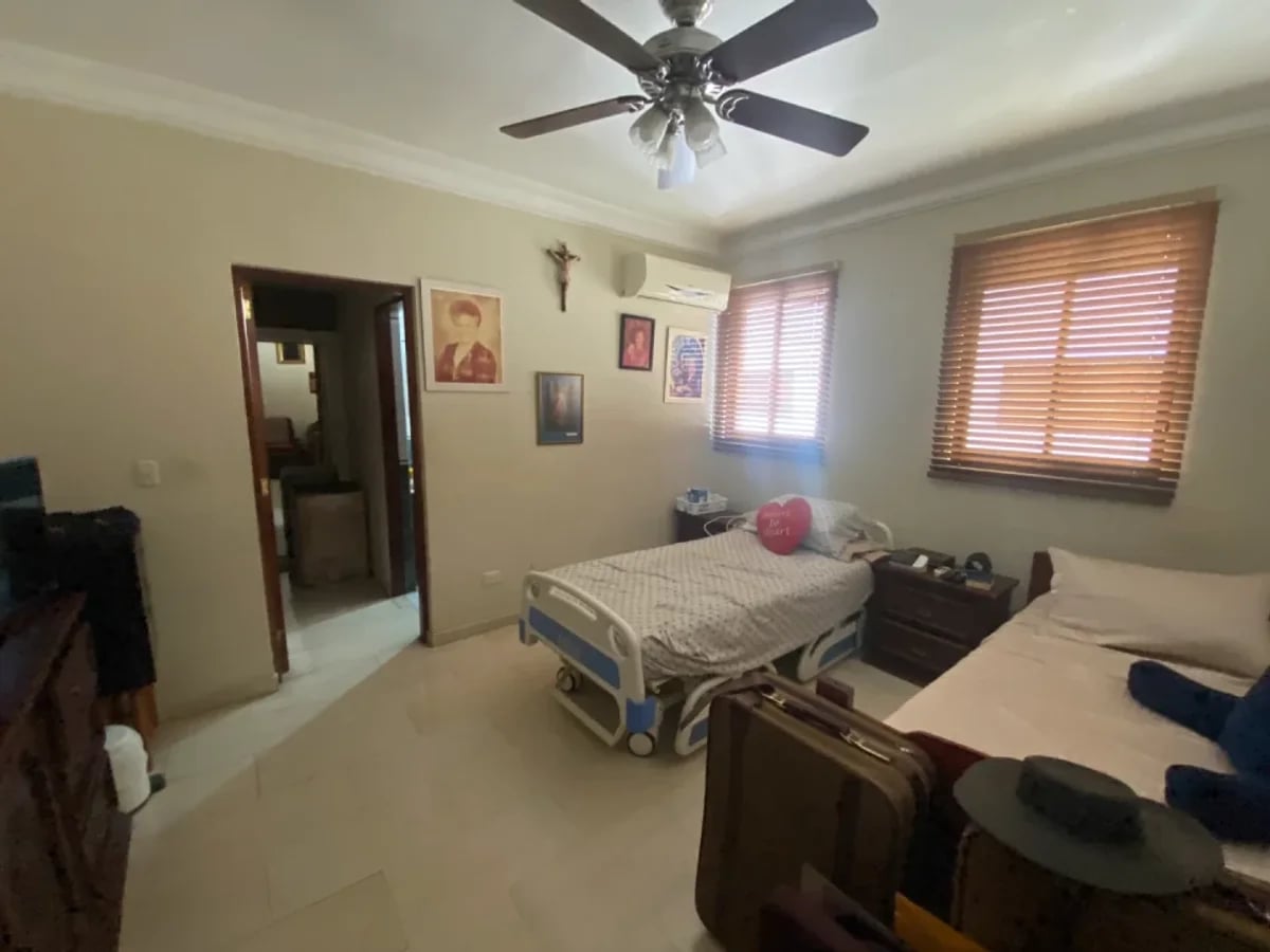 Apartamento en Torre Clásica, Naco – foto 11