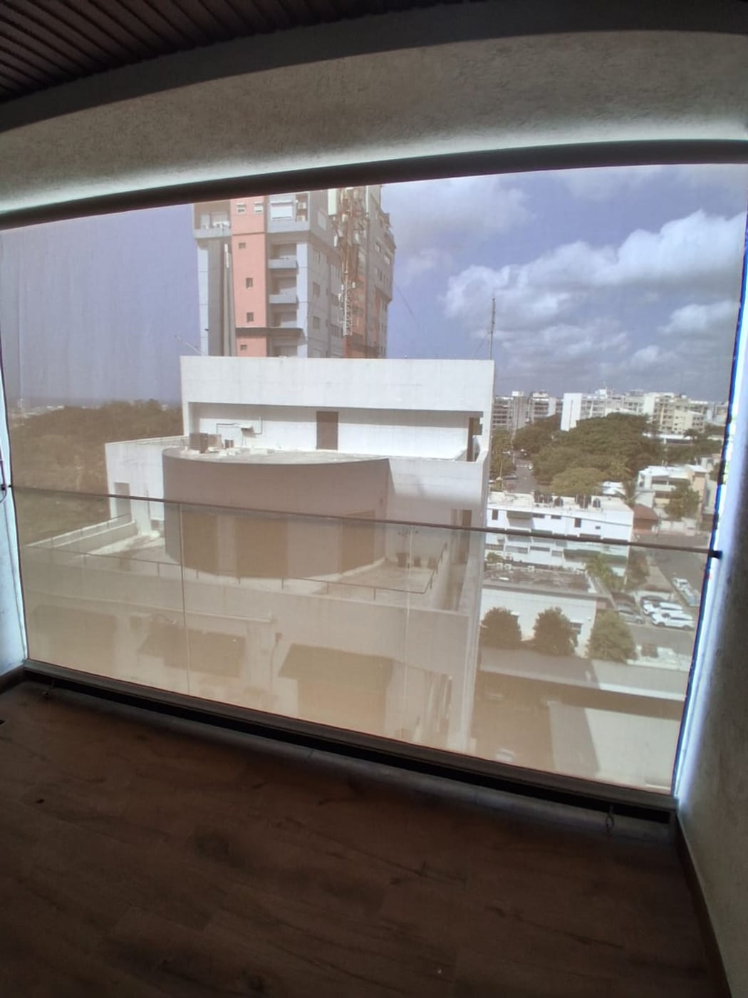 Apartamento 2 Hab, Línea Blanca y Vista a Parque – foto 3