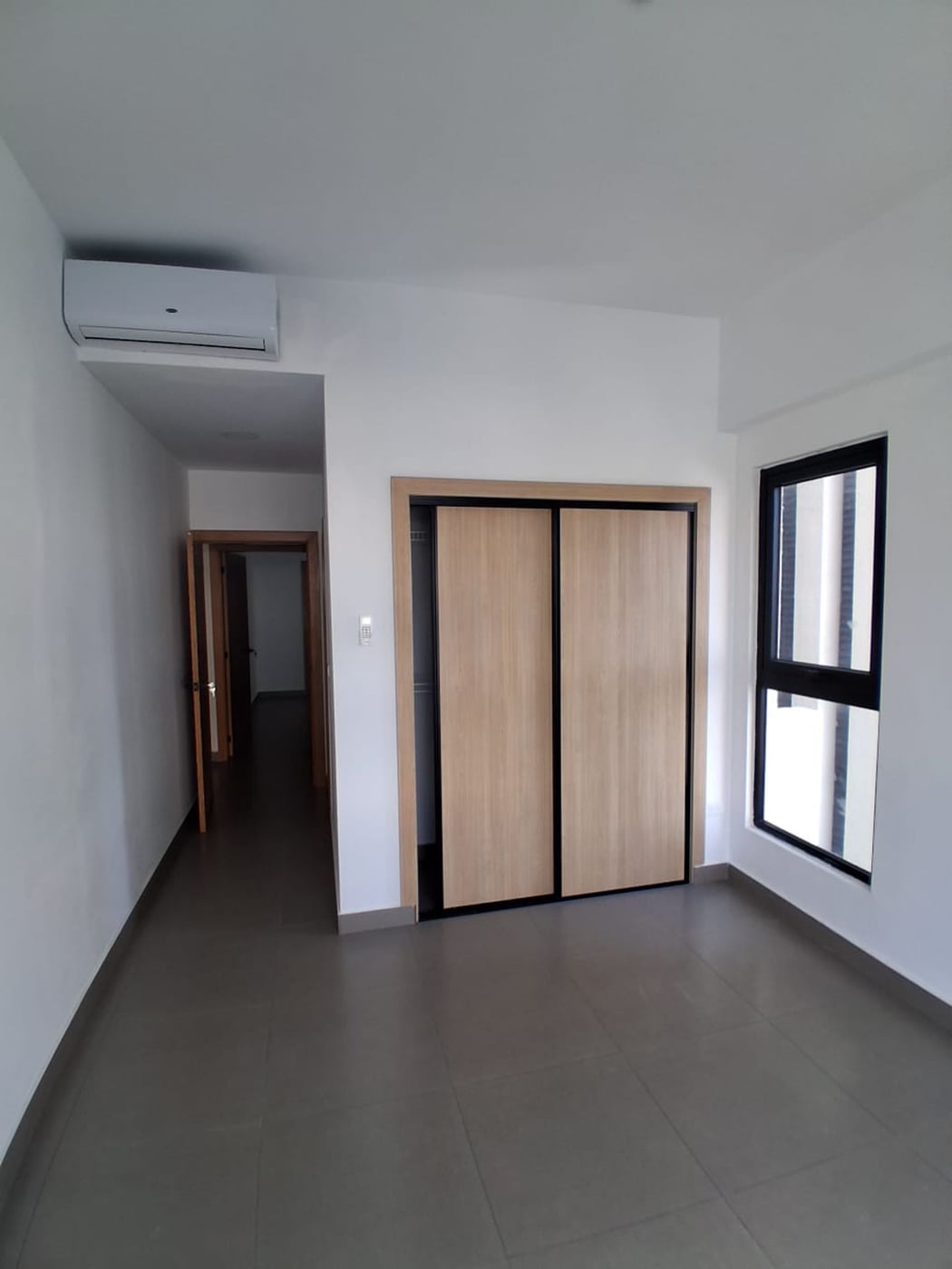 Apartamento 2 Hab, Línea Blanca y Vista a Parque – foto 10