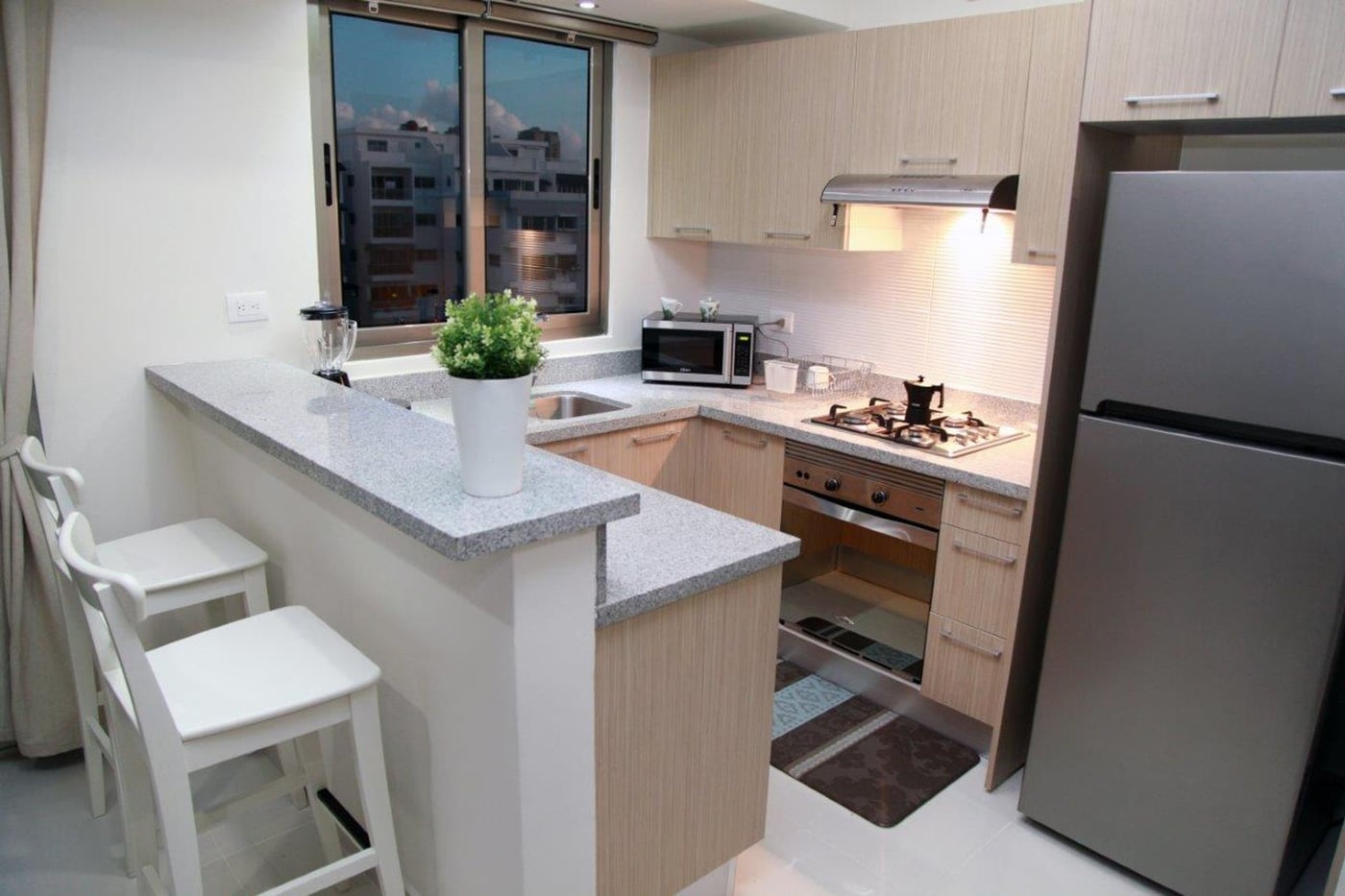 APARTAMENTO DE ALQUILER AMUEBLADO EN GAZCUE – foto 5