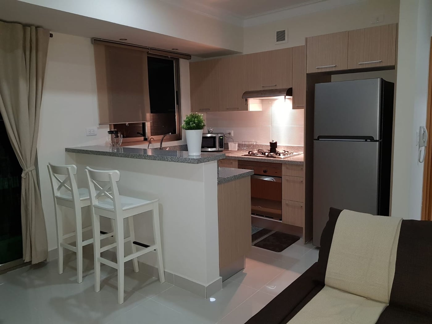 APARTAMENTO DE ALQUILER AMUEBLADO EN GAZCUE – foto 3