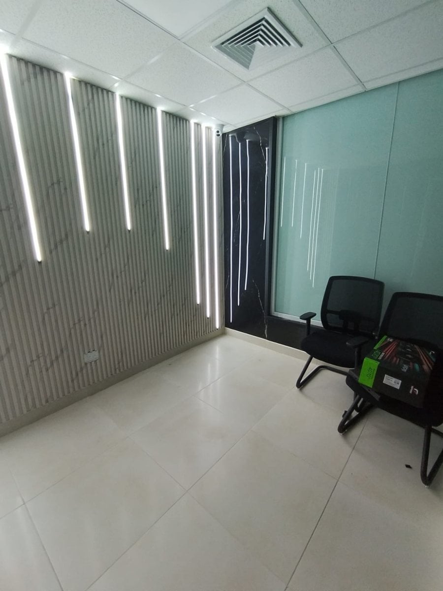 Local comercial Plaza Granada Oriental – foto 4