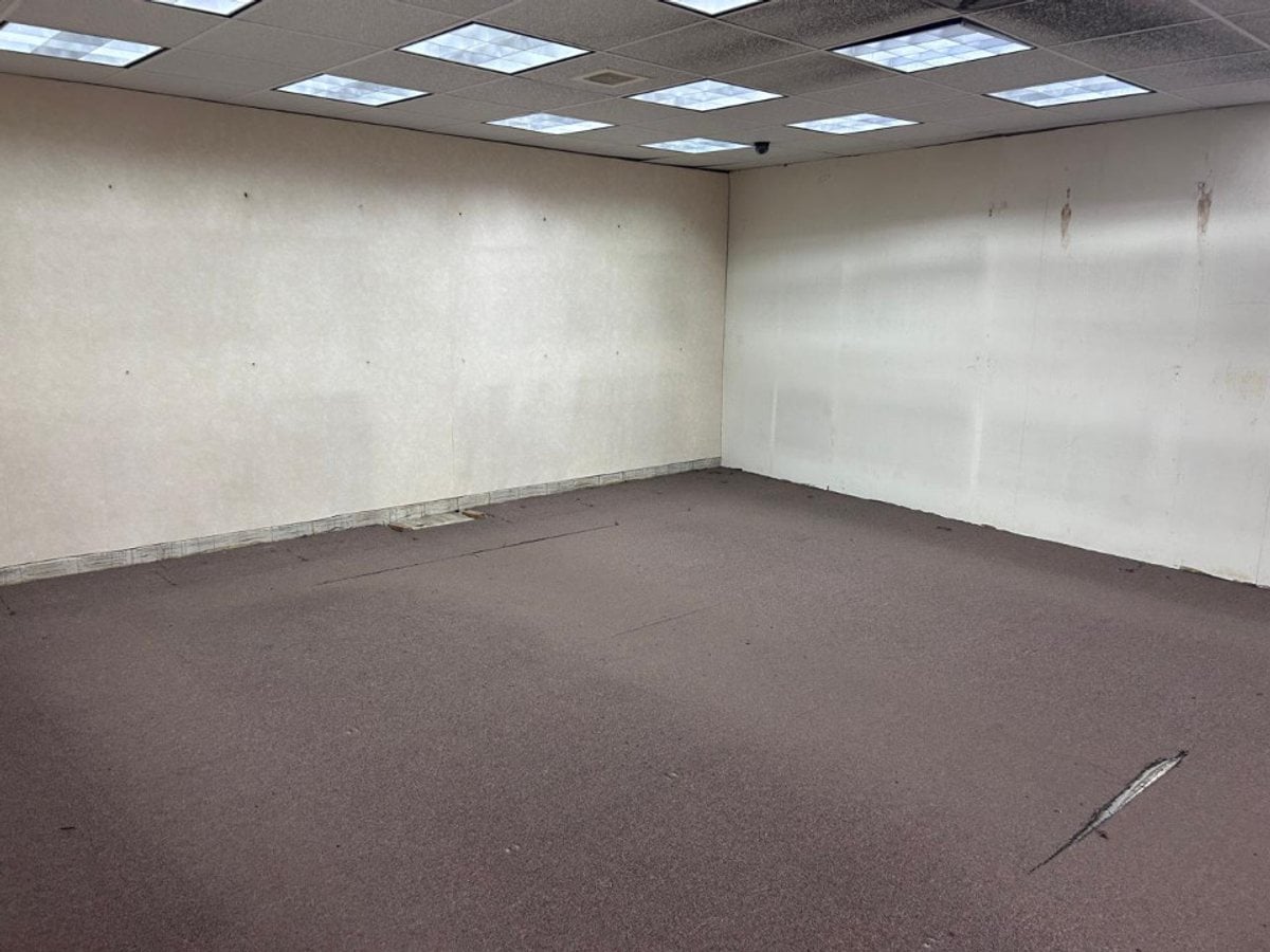 Local Comercial en Aquiler en el Conde Peatonall – foto 8